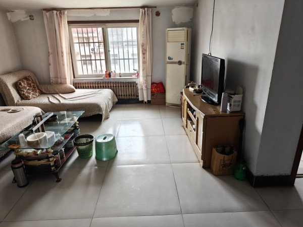 牟山一區(qū)，房屋出售！